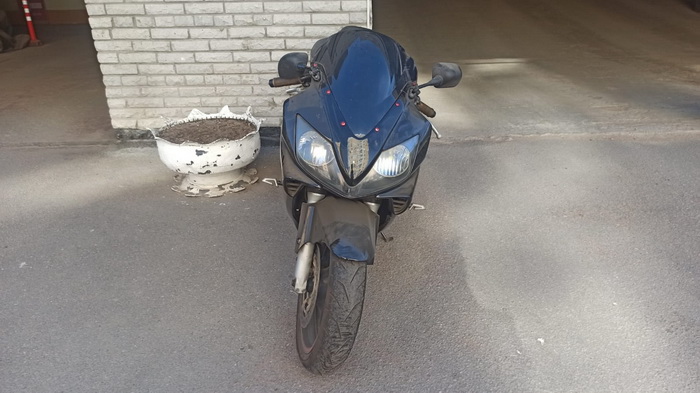 Магазин мотозапчастей Хонда CBR600 F4i 2001