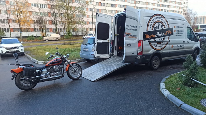 В Москву на мотоэвакуаторе.