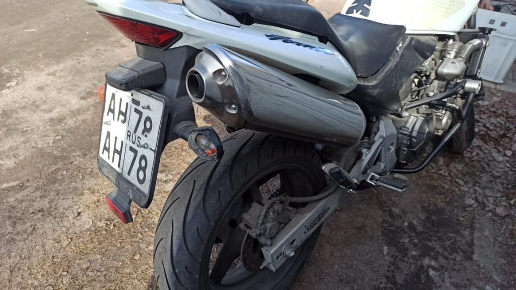 Магазин запчастей для Honda CB600 Hornet