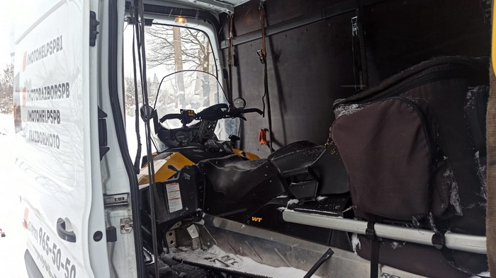 Покупка снегоходов после аварии