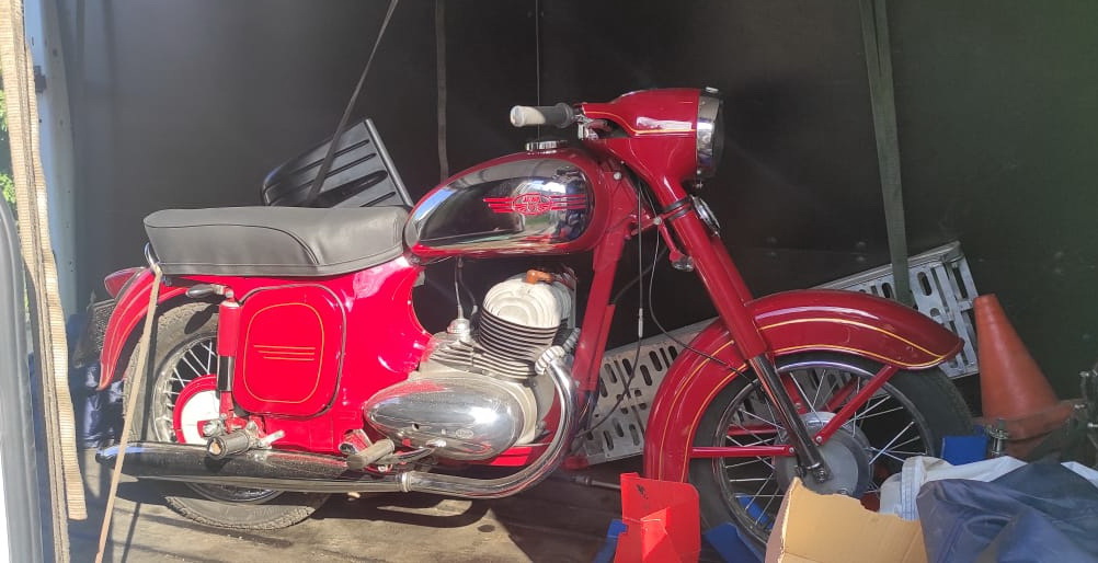 Реставрация мотоциклов и перевозка на мотоэвакуаторе MotoHelpSPb